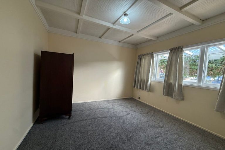 Photo of property in 1/12 Beach Road, Pahurehure, Papakura, 2113