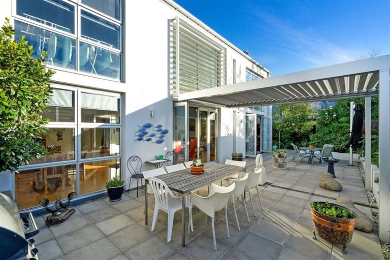 Photo of property in 76a Glandovey Road, Fendalton, Christchurch, 8052