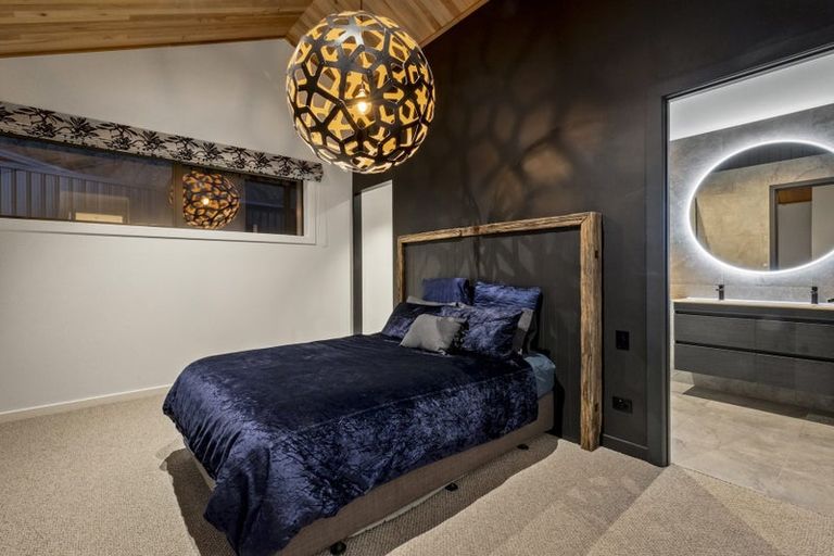 Photo of property in 67 Spur Ridge Rise, Jacks Point, 9371