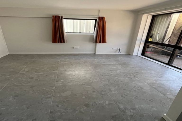 Photo of property in 31 Marriott Road, Pakuranga, Auckland, 2010