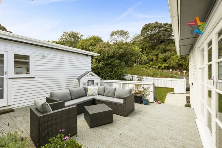Photo of property in 99 Normandale Road, Normandale, Lower Hutt, 5010