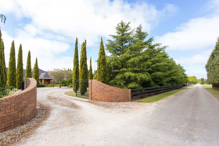 Photo of property in 518 Pound Road, Yaldhurst, Christchurch, 7676