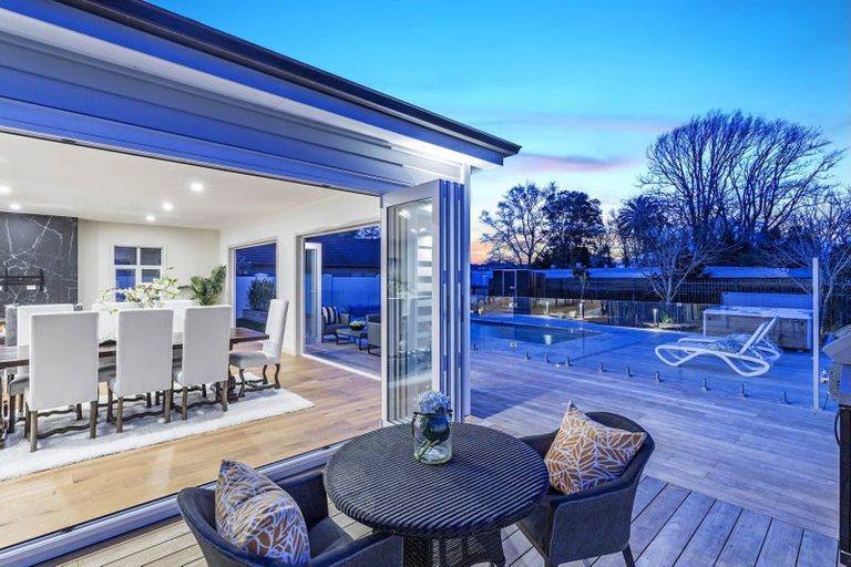 Photo of property in 19 Oak Manor Drive, Albany, Auckland, 0632