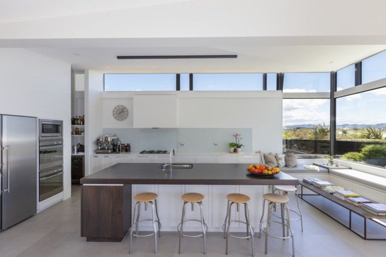 Photo of property in 65 Taumata Road, Omaha, 0986