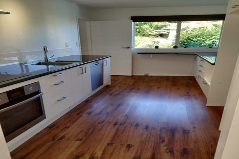 Photo of property in 30a Govind Grove, Ngaio, Wellington, 6035