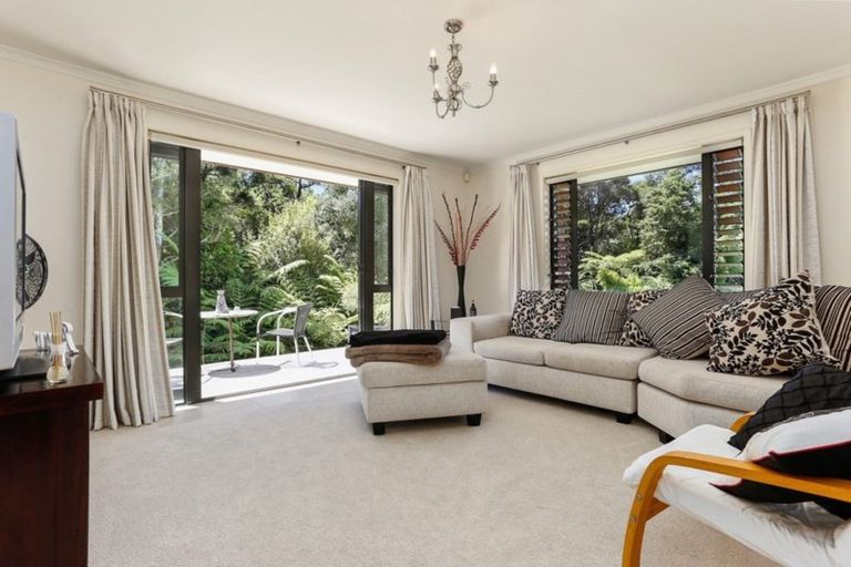 Photo of property in 240 Pine Valley Road, Dairy Flat, Silverdale, 0992