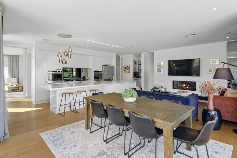 Photo of property in 17 Penhelig Place, Burnside, Christchurch, 8053