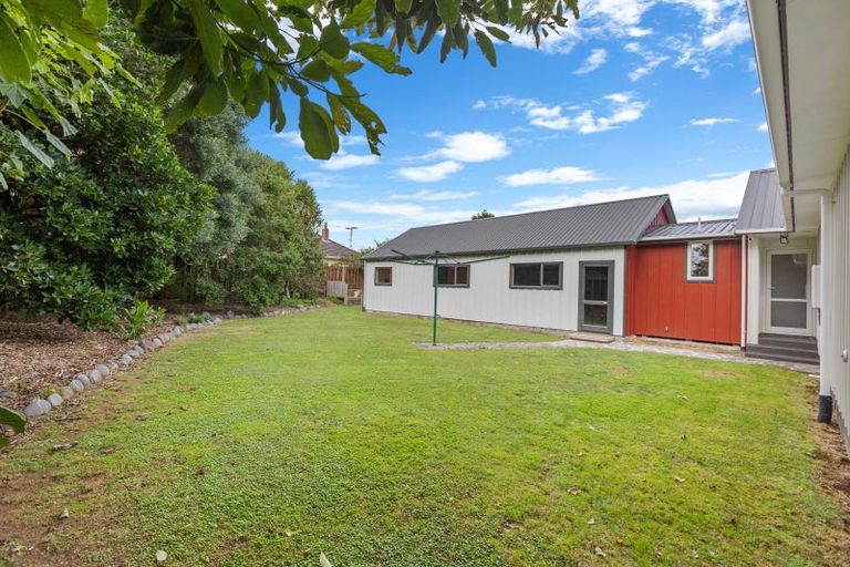 Photo of property in 53a Lismore Street, Merrilands, New Plymouth, 4312