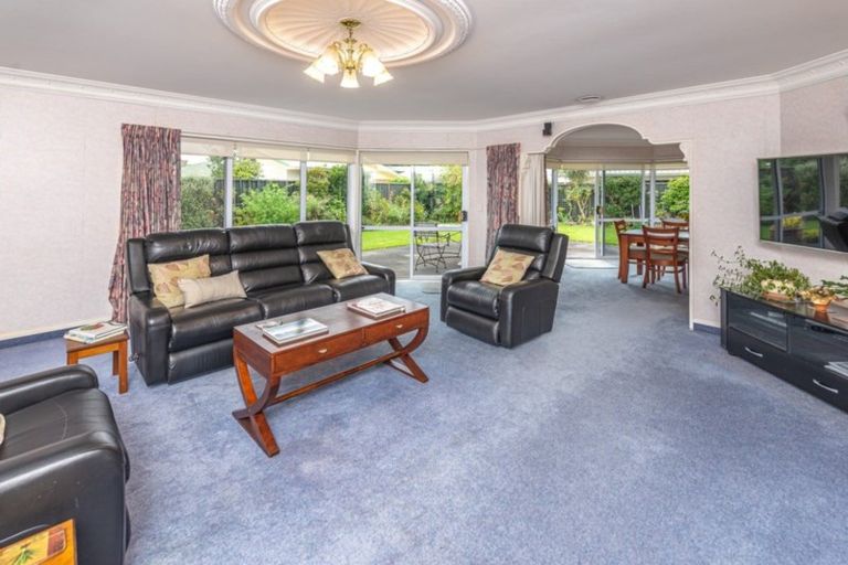 Photo of property in 28 Kakaho Drive, Tawhero, Whanganui, 4501