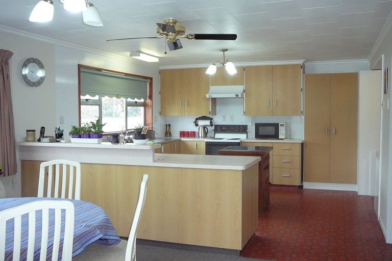 Photo of property in 4 Arnott Street, Alexandra, 9320