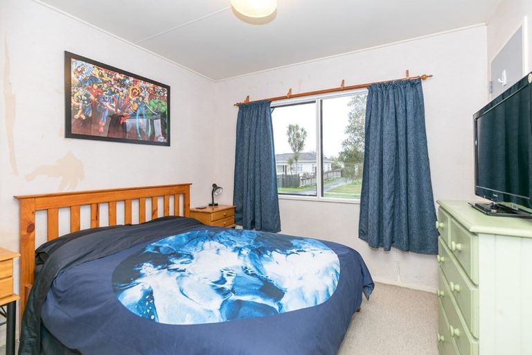 Photo of property in 15 Lloyd Drive, Nawton, Hamilton, 3200