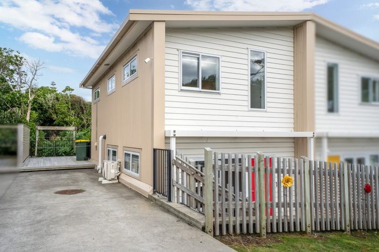 Photo of property in 5/1 Murphy Place, Titahi Bay, Porirua, 5022