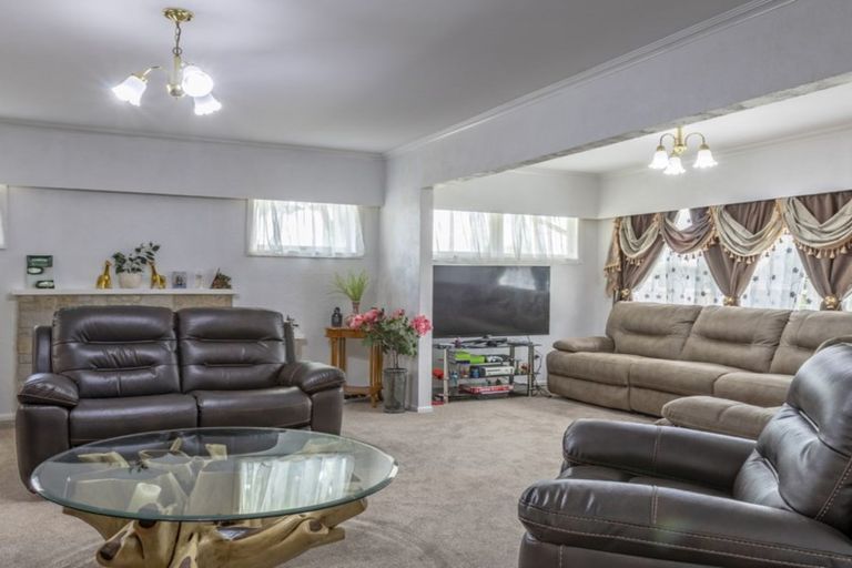 Photo of property in 2 Springfield Crescent, Enderley, Hamilton, 3214