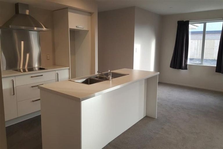 Photo of property in 55 Watkins Drive, Rangiora, 7400