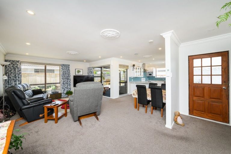 Photo of property in 26 Fitzroy Street, Terrace End, Palmerston North, 4410
