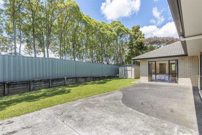 Photo of property in 11 Campile Close, East Tamaki, Auckland, 2016