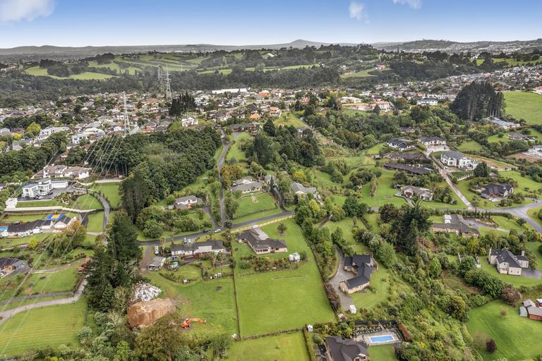 Photo of property in 167 Polo Prince Drive, Alfriston, Auckland, 2105