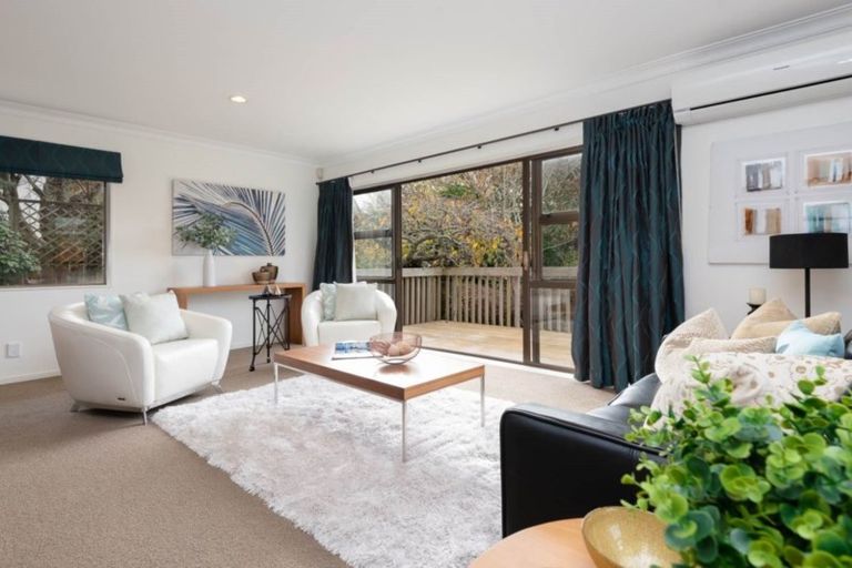 Photo of property in 1/30 Galloway Crescent, Farm Cove, Auckland, 2012