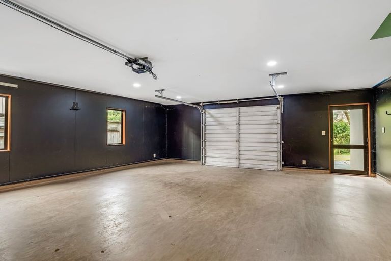 Photo of property in 52 Ruapehu Drive, Fitzherbert, Palmerston North, 4410