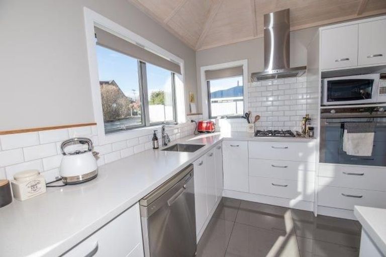 Photo of property in 8b Naylor Street, Clyde, 9330