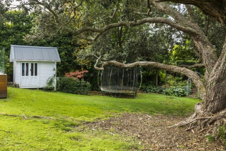 Photo of property in 14 Handley Avenue, Narrow Neck, Auckland, 0624