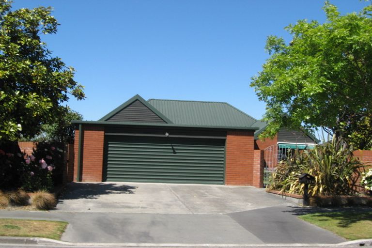 Photo of property in 174 Hawthornden Road, Avonhead, Christchurch, 8042