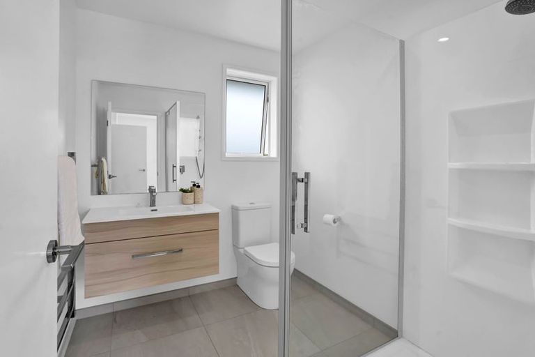 Photo of property in 33a Upjohn Street, Brooklands, New Plymouth, 4310