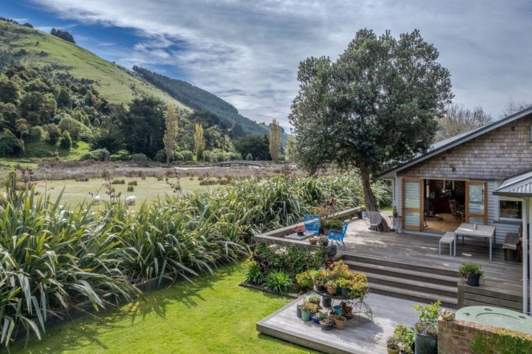 Photo of property in 1123 Okains Bay Road, Okains Bay, 7583