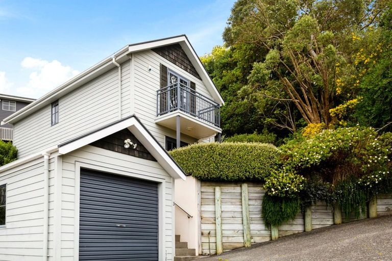 Photo of property in 3/25 Hollies Crescent, Johnsonville, Wellington, 6037