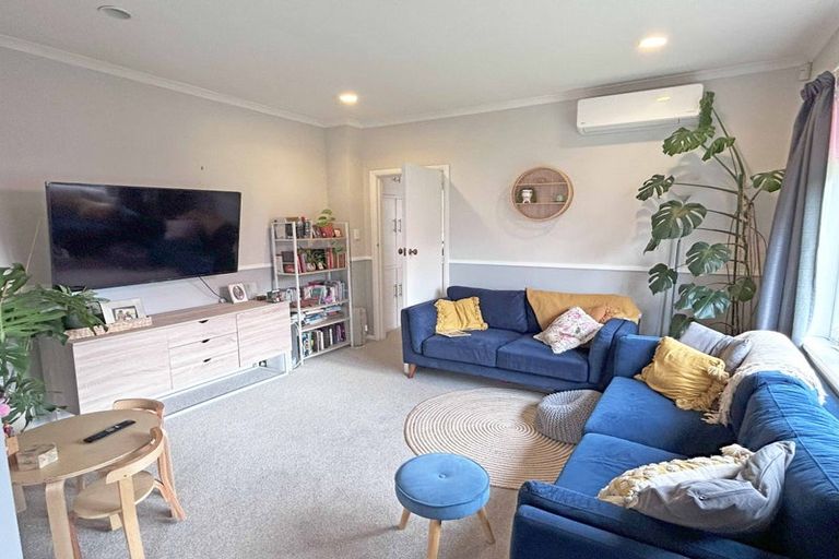 Photo of property in 1042 Heaphy Terrace, Fairfield, Hamilton, 3214