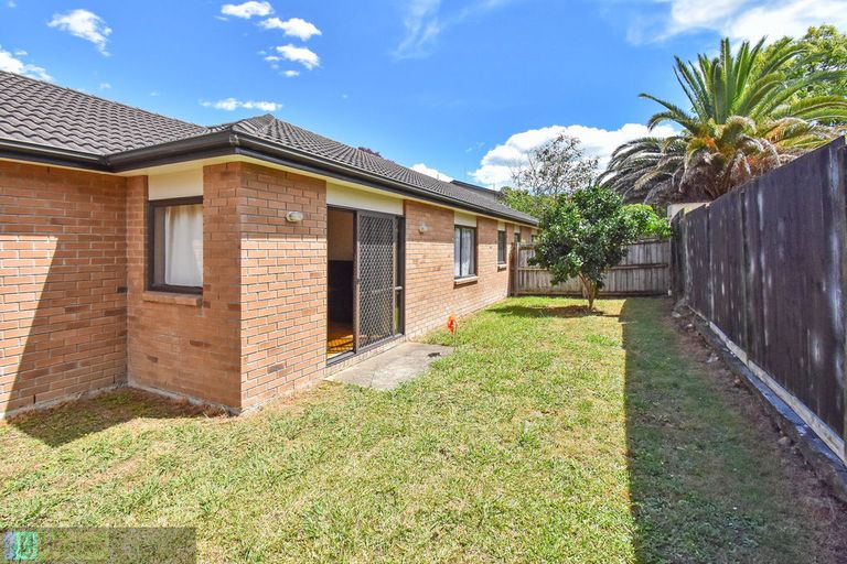 Photo of property in 10c Evans Road, Weymouth, Auckland, 2103