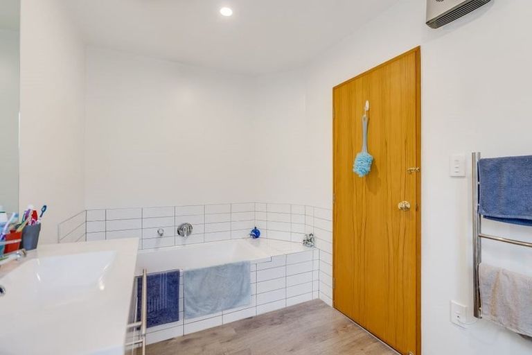 Photo of property in 2/35 Cutts Road, Russley, Christchurch, 8042