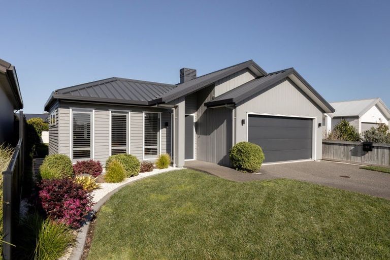 Photo of property in 25 Coast Boulevard, Papamoa Beach, Papamoa, 3118