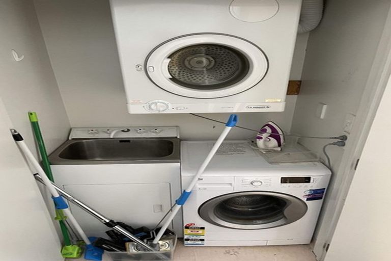 Photo of property in 146d Aro Street, Aro Valley, Wellington, 6021