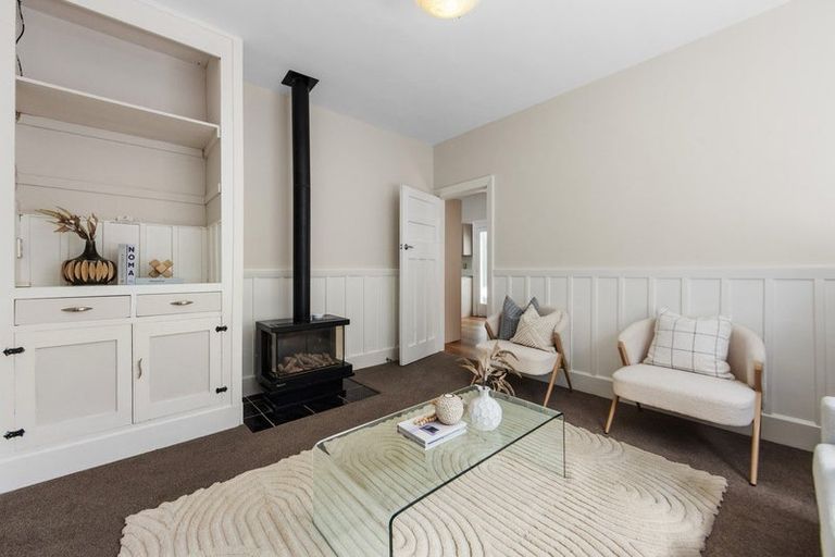 Photo of property in 1/166 Main Road, Redcliffs, Christchurch, 8081