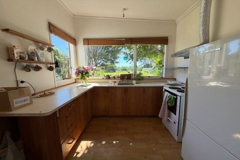 Photo of property in 123 Hautere Cross Road, Te Horo, Otaki, 5582