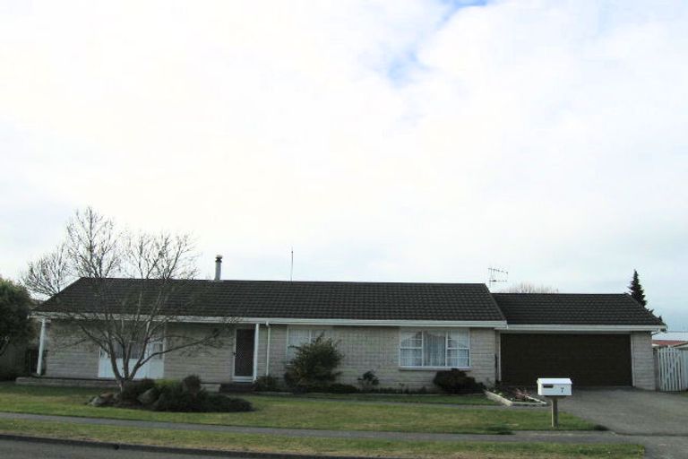 Photo of property in 7 Wainscott Street, Greenmeadows, Napier, 4112