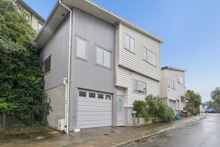 Photo of property in 143 Ironside Road, Johnsonville, Wellington, 6037
