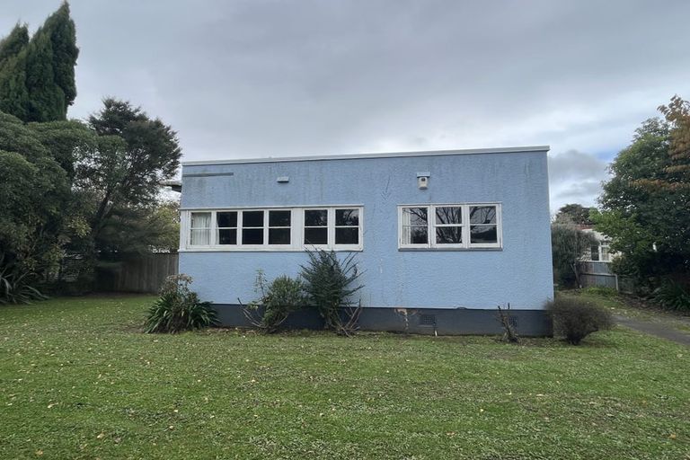Photo of property in 72 Savage Crescent, West End, Palmerston North, 4412