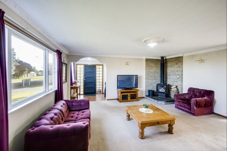 Photo of property in 21 Waterworth Avenue, Onekawa, Napier, 4110