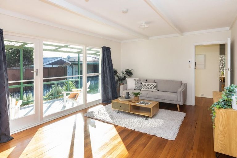 Photo of property in 202 Beach Road, North New Brighton, Christchurch, 8083