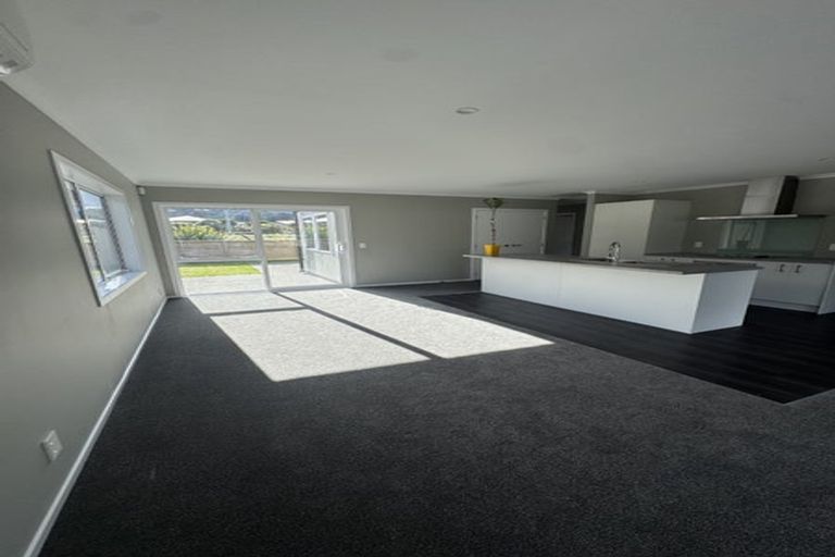 Photo of property in 16 Harry Martin Lane, Wainuiomata, Lower Hutt, 5014