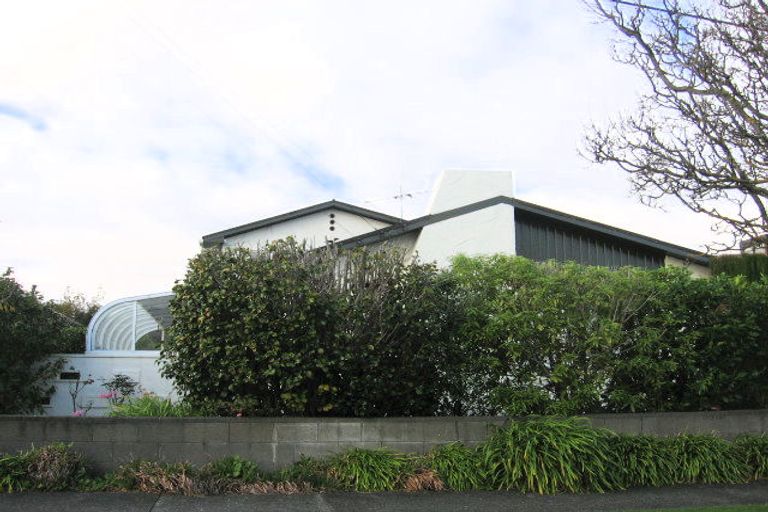 Photo of property in 1/7 Colin Grove, Hutt Central, Lower Hutt, 5010