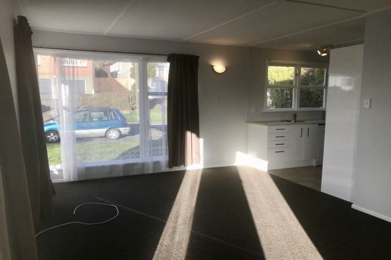 Photo of property in 11a Oswald Crescent, Paparangi, Wellington, 6037