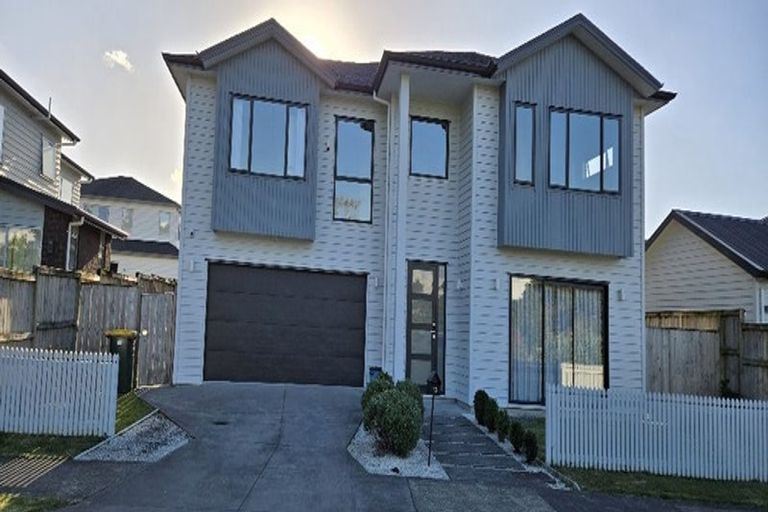 Photo of property in 13 Johns Creek Crescent, Silverdale, 0932