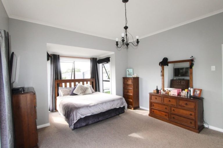 Photo of property in 15 Huia Street, Pahiatua, 4910