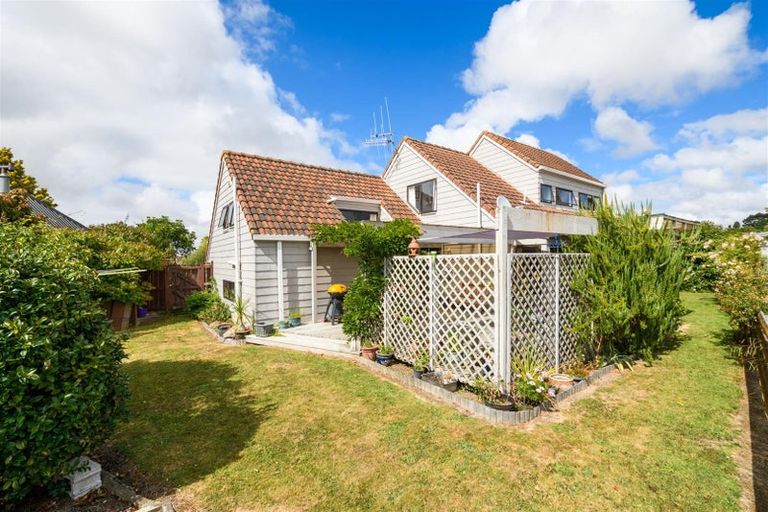 Photo of property in 14 Dunsinane Place, Marton, 4710