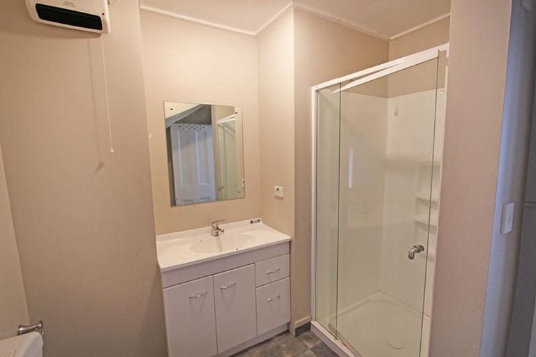 Photo of property in 48 Howe Street, North Dunedin, Dunedin, 9016