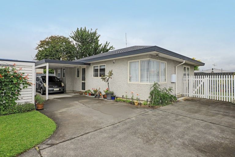 Photo of property in 35a Barker Road, Marewa, Napier, 4110