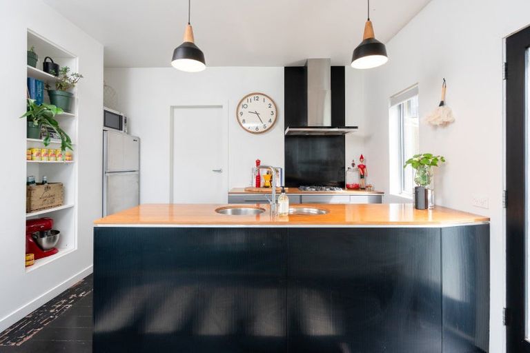 Photo of property in 68a Maida Vale Road, Roseneath, Wellington, 6011